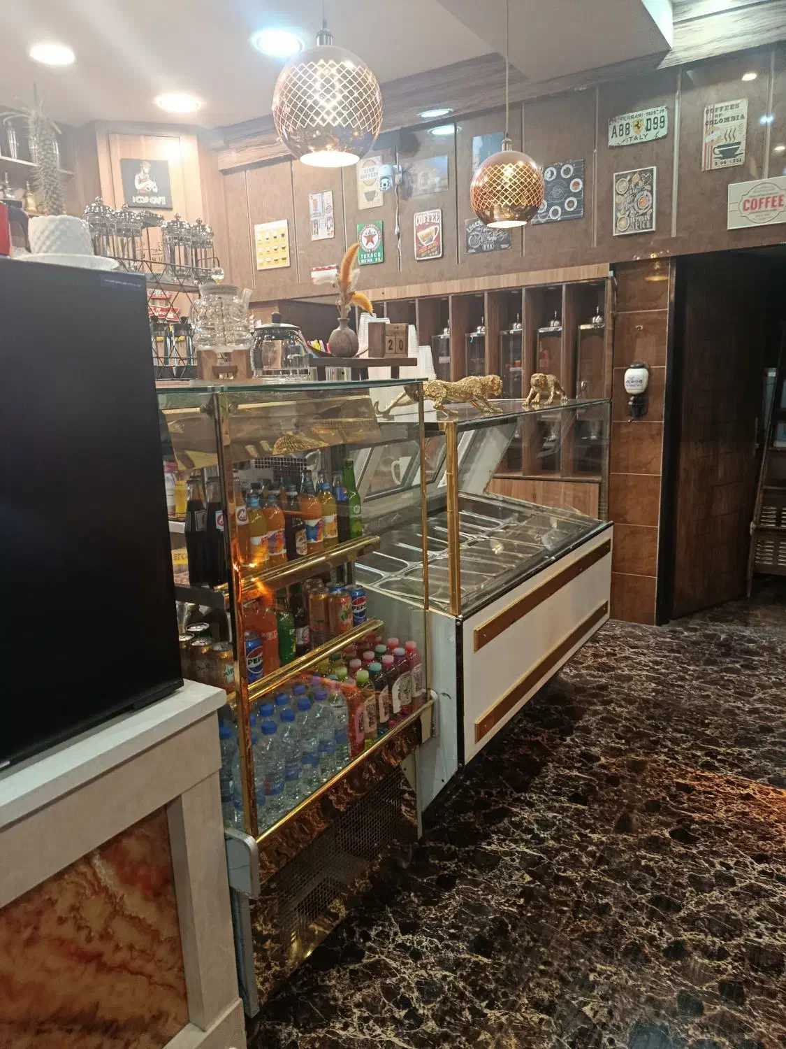 فروش مجهز ترین و به روز ترین کافه فارسان|کافیشاپ و رستوران|فارسان, |دیوار