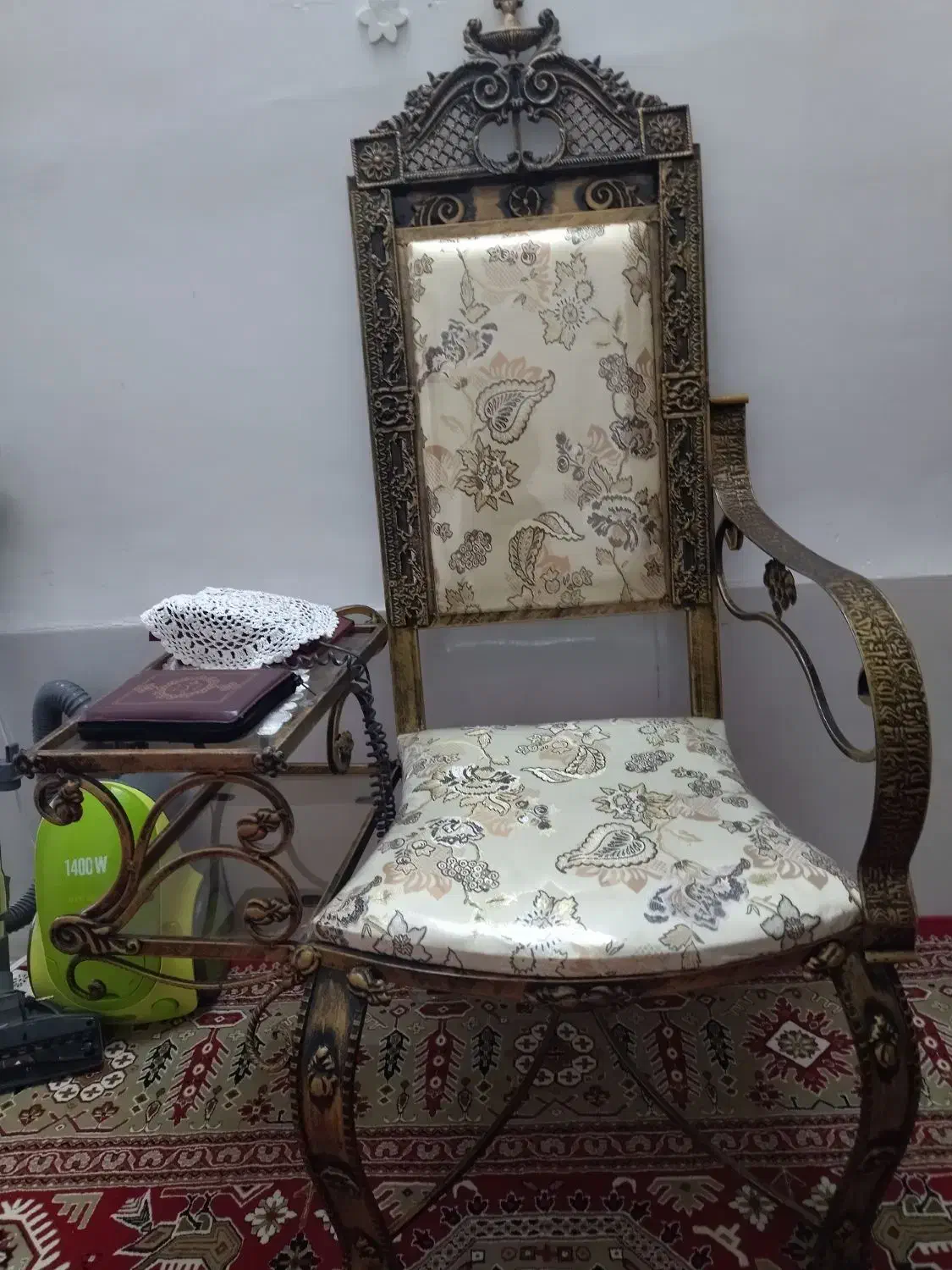 میز وصندلی تلفن|صندلی و نیمکت|سبزوار, مدرس|دیوار