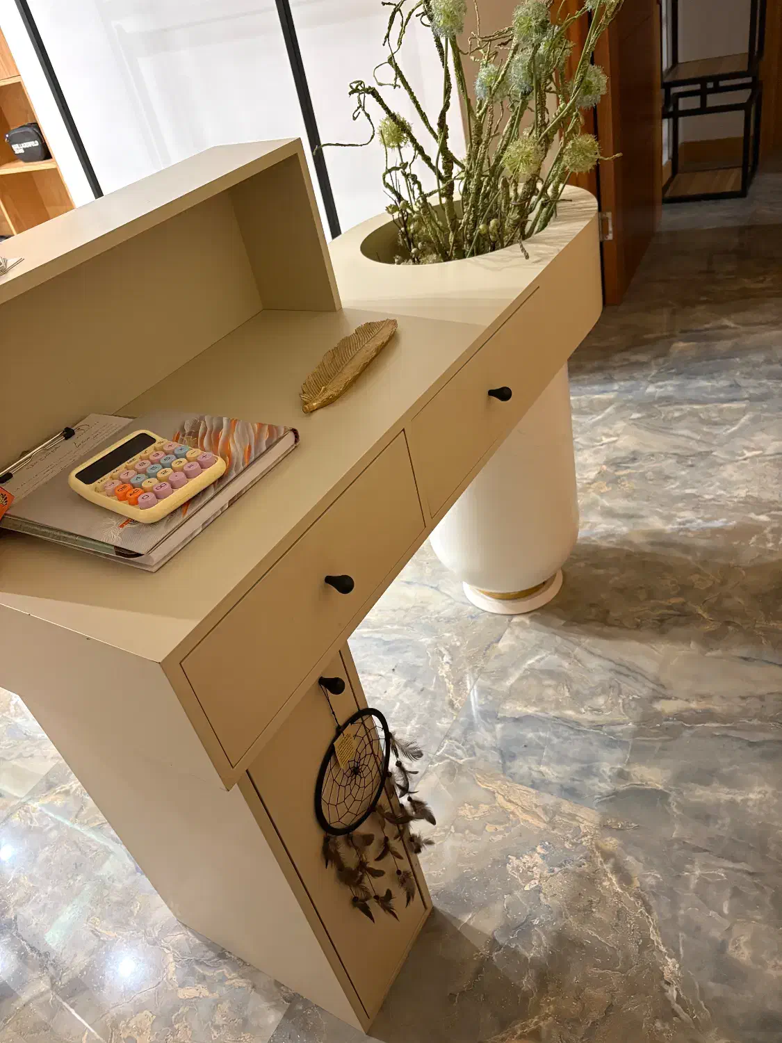 کانتر مینیمال ژرنالی|دفتر کار|مشهد, فلسطین|دیوار