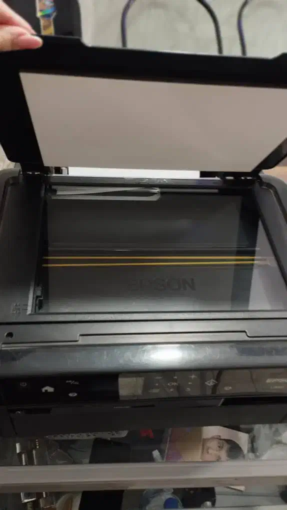 پرینتر رنگی دوعدد ودستگاه فتوکپی و دستگاه پرس کارت|پرینتر، اسکنر، کپی، فکس|پاکدشت, خاتون آباد|دیوار