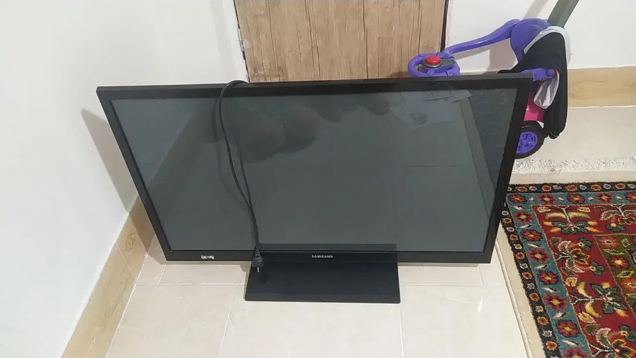 تلویزیون ۴۳اینچ|تلویزیون و پروژکتور|سبزوار, ولیعصر (نجار آباد)|دیوار