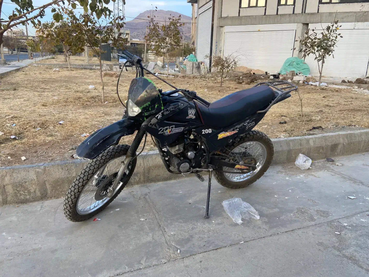 200 مدارک دار|موتورسیکلت|بانه, |دیوار