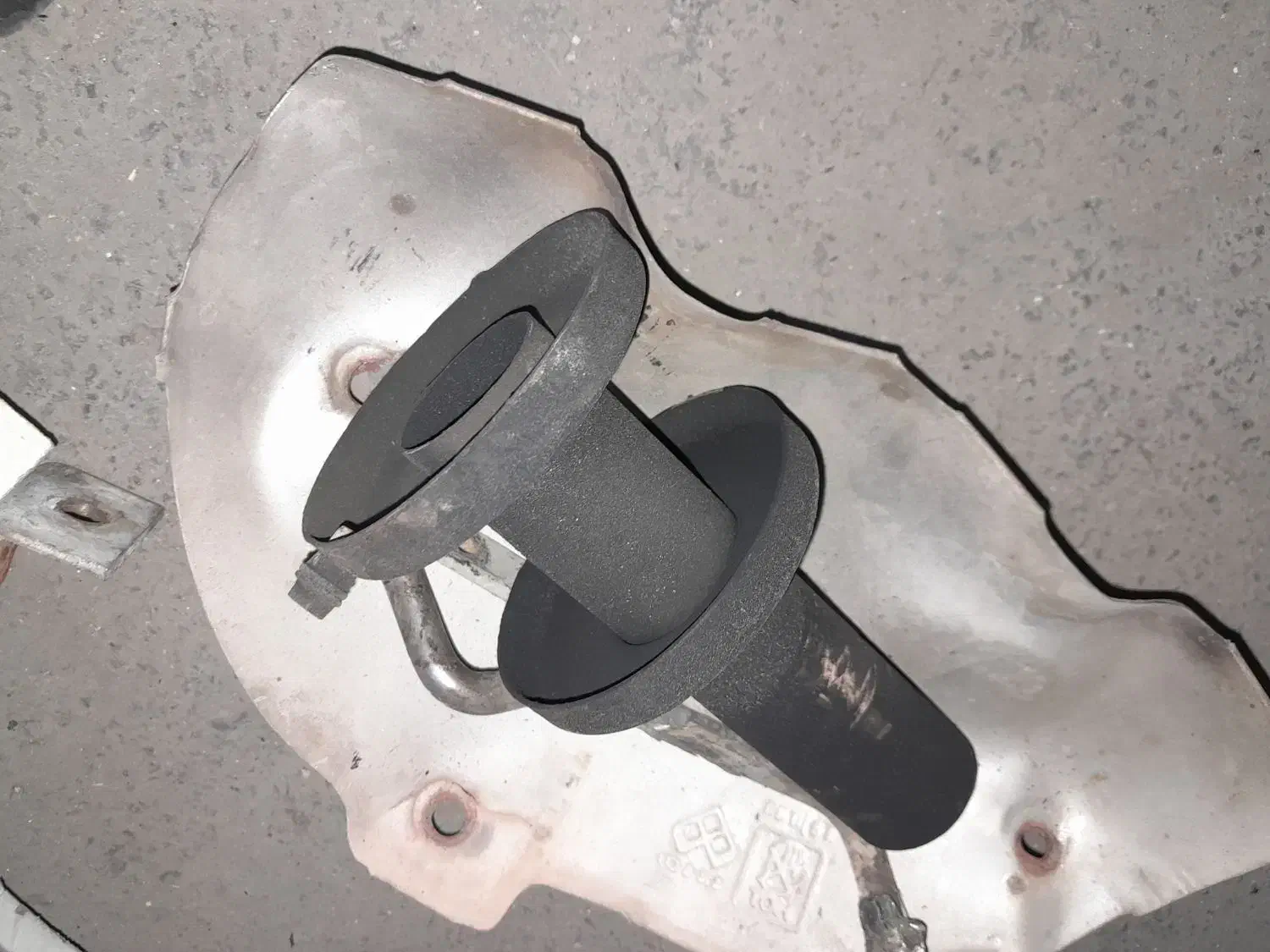 منبع اگزوزهاوارد پراید|قطعات یدکی و لوازم جانبی|ری, علایین|دیوار