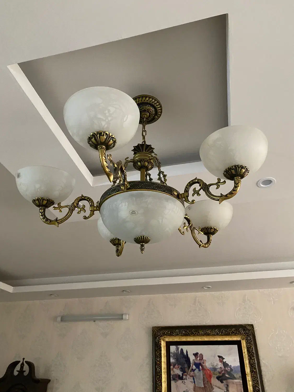 لوستر|لوستر و چراغ آویز|مشهد, چهارچشمه|دیوار