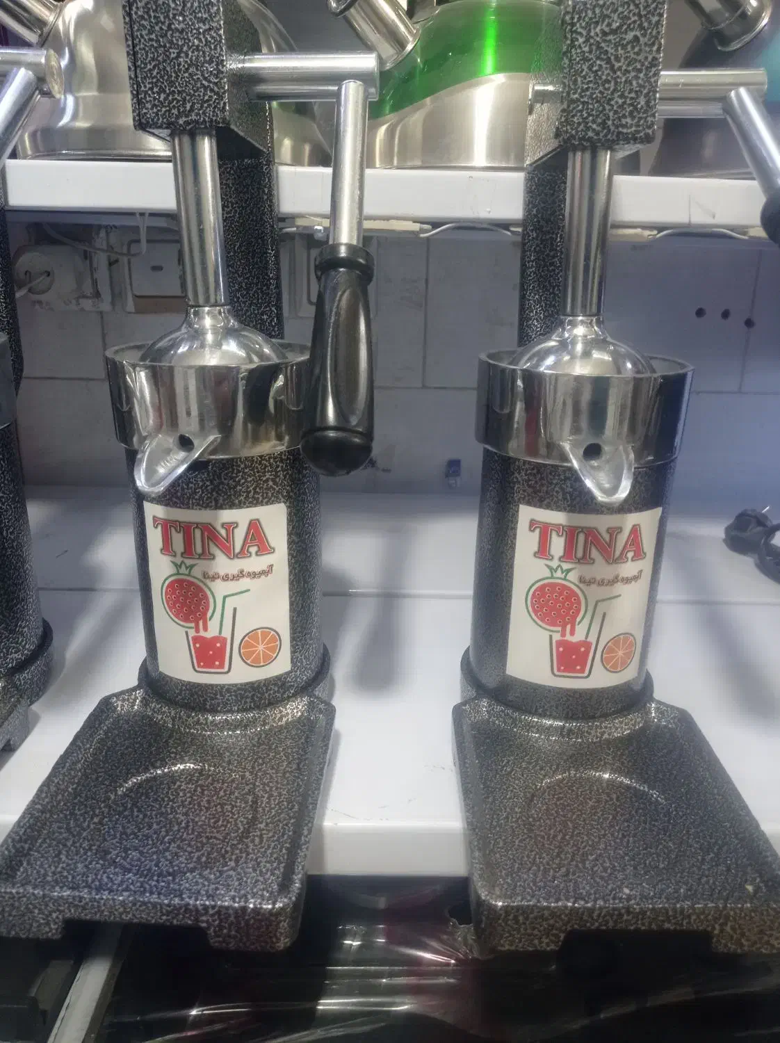 آب انارگیر و پرتقال گیر دستی|آبمیوه‌گیر و آب‌مرکبات‌گیر|بجنورد, |دیوار