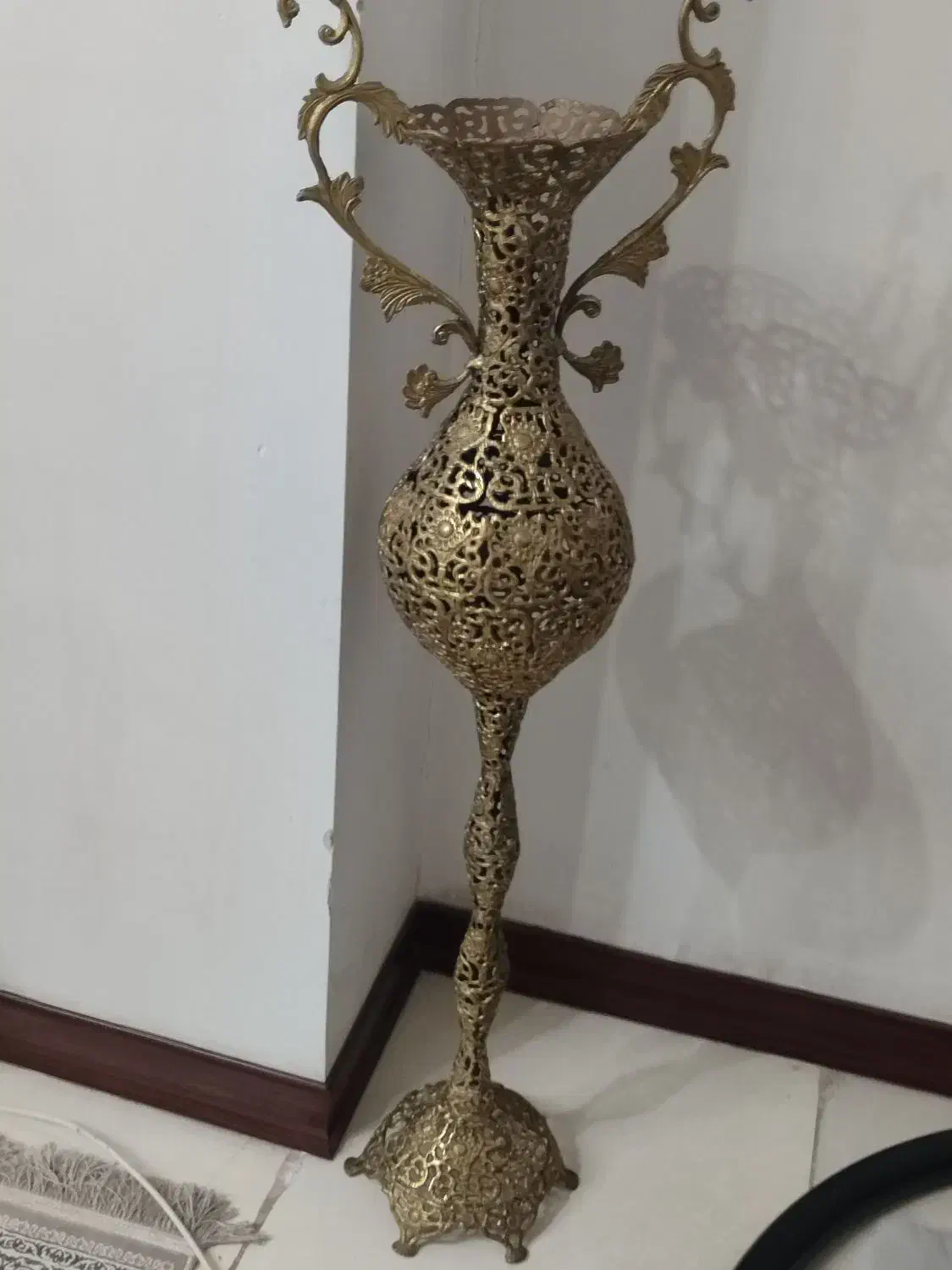 لوستر و گلدان برنج|لوستر و چراغ آویز|بهارستان, |دیوار