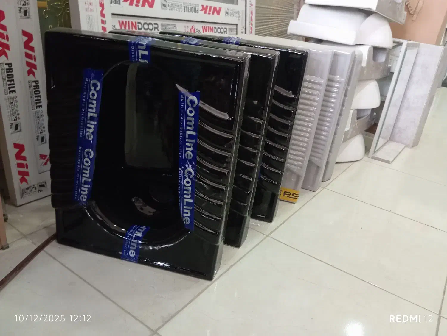 کاسه دستشویی ریم بسته|لوازم سرویس بهداشتی|چهارباغ, |دیوار