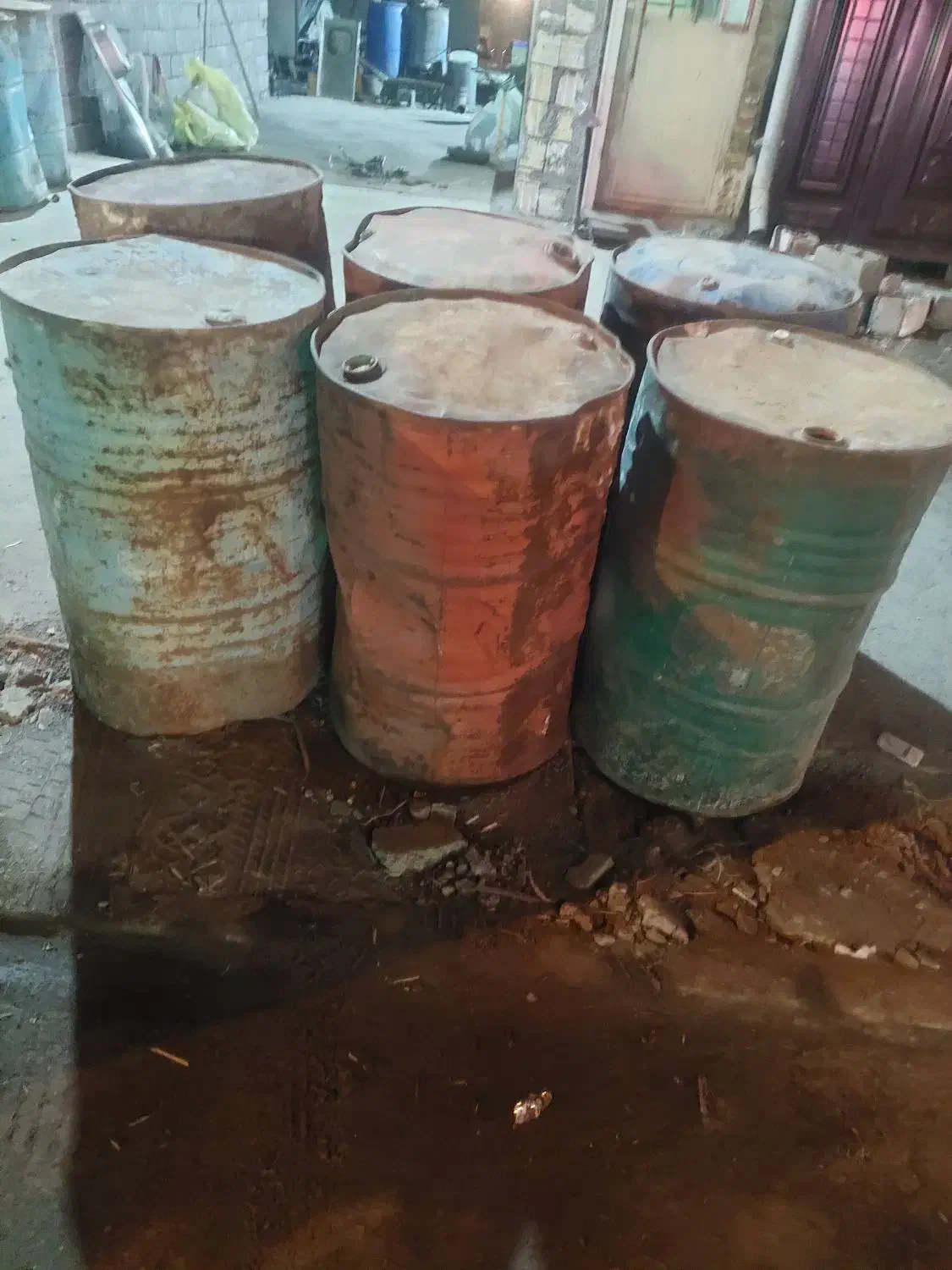 بشگه فروشی|مصالح و تجهیزات ساختمان|میانه, |دیوار