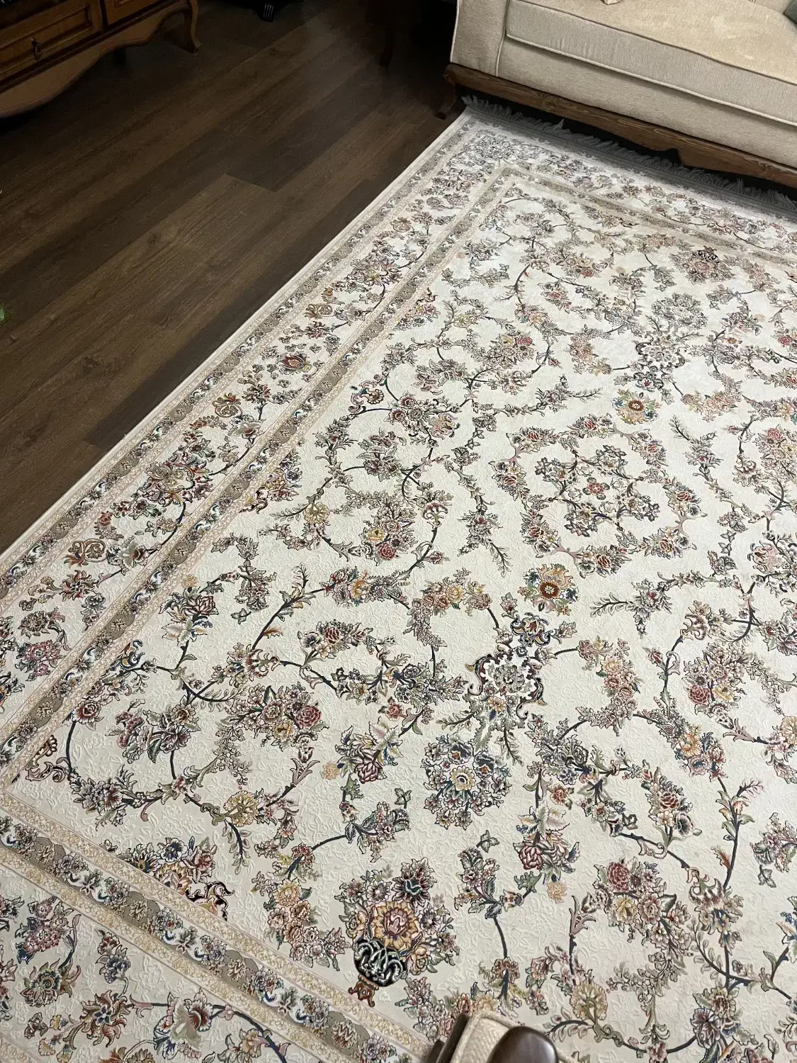 فرش ۶ متری|فرش|هشتگرد, فاز ۱ مهستان|دیوار