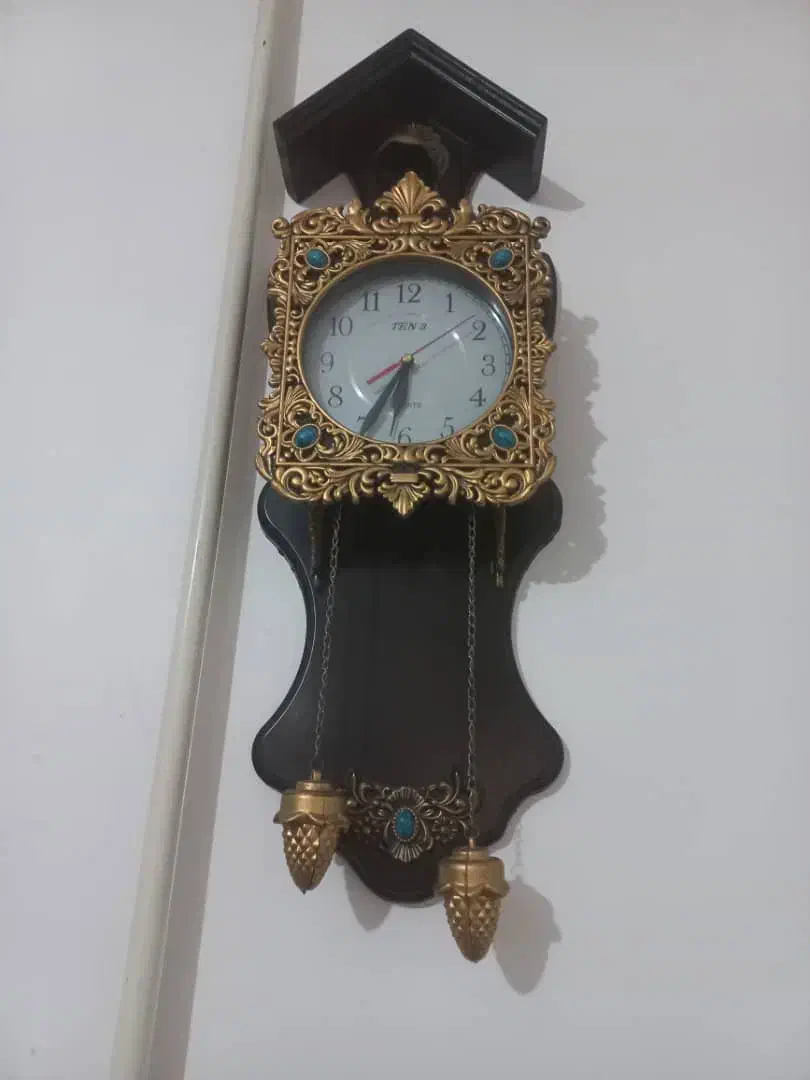 ساعت دیواری|ساعت دیواری و تزئینی|قم, قلعه کامکار|دیوار