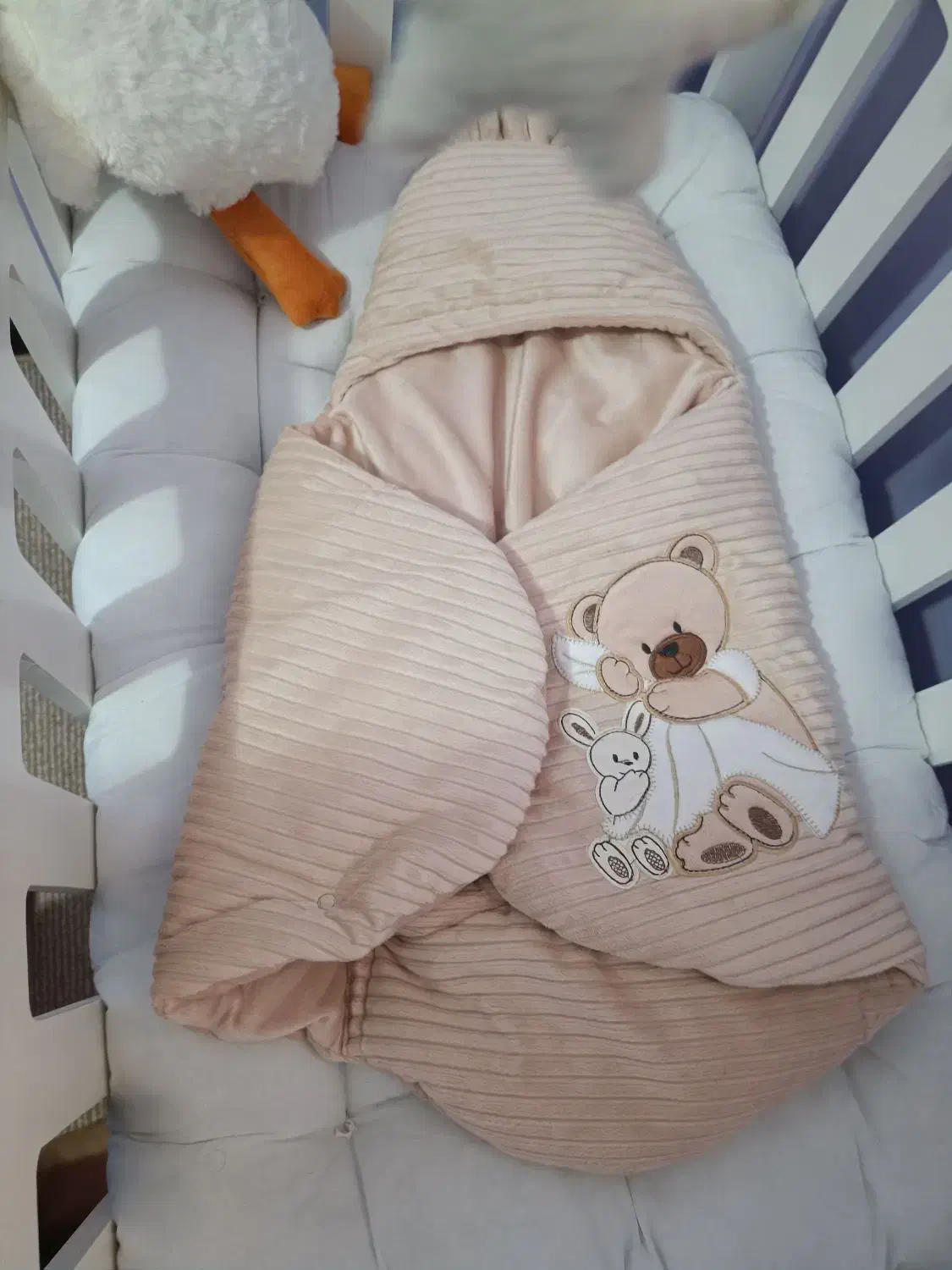 تخت نوزاد و قنداق|اسباب و اثاث بچه|بندر ماهشهر, |دیوار