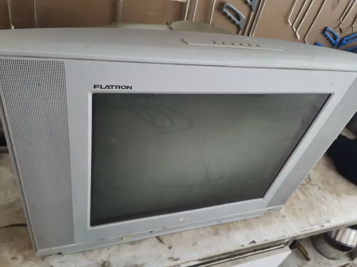 تلویزیون|تلویزیون و پروژکتور|آبیک, |دیوار