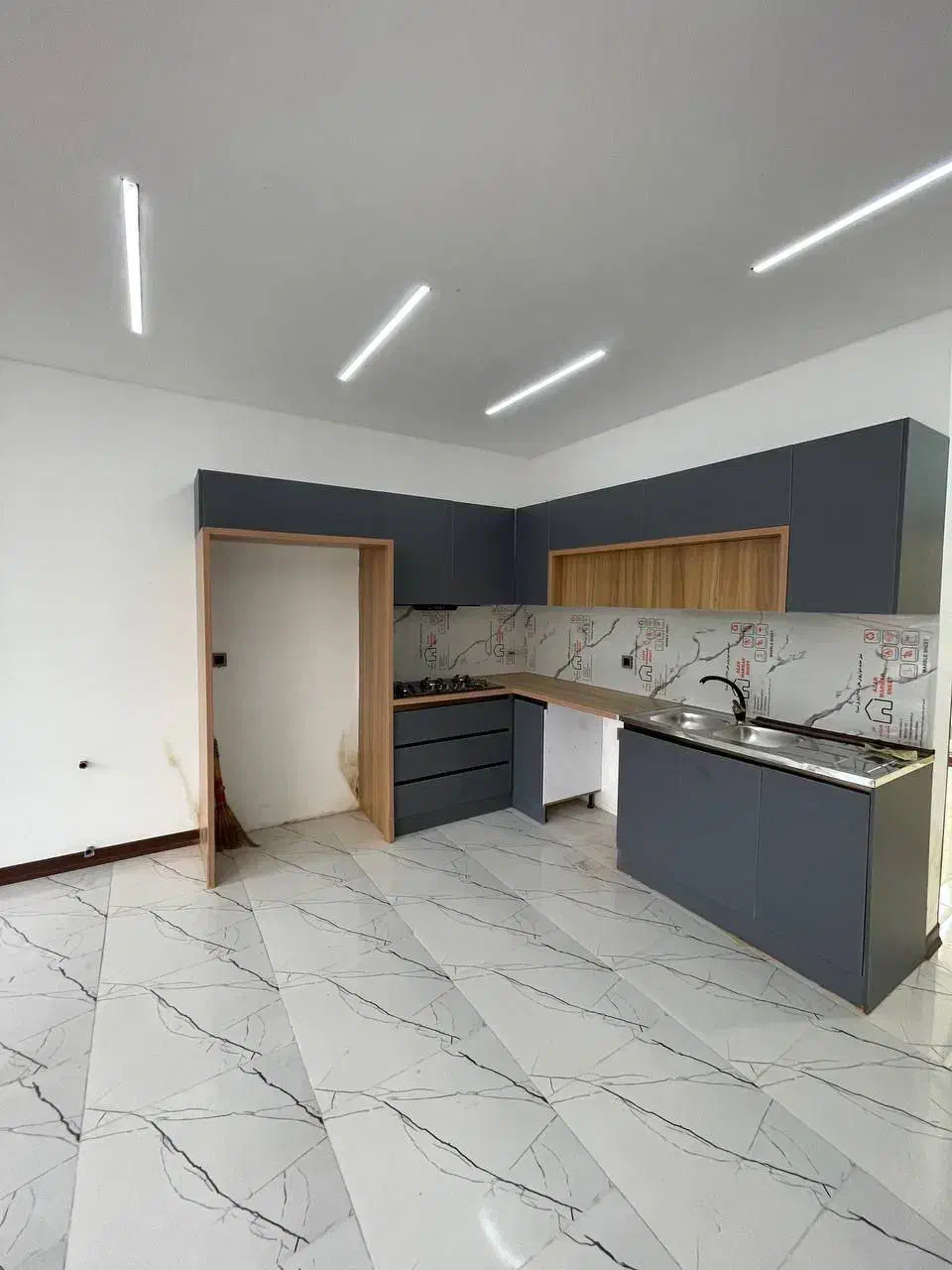 فروش فوری ویلاهمکف۱۶۰متری توشهرک ساحلی بعلت مهاجرت|فروش خانه و ویلا|محمودآباد, |دیوار