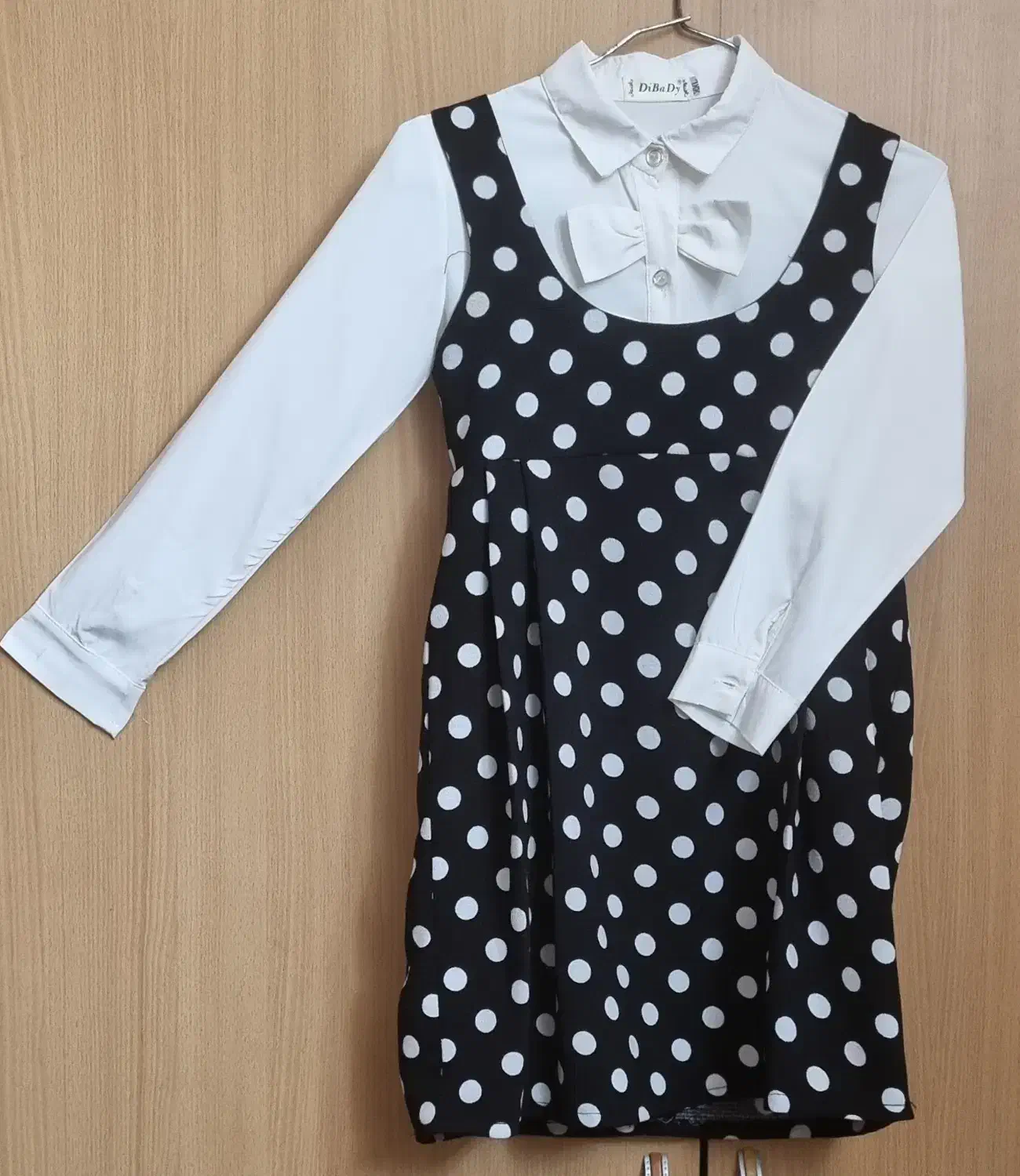 سارافان*دوتکه*|کفش و لباس بچه|مشهد, حجت|دیوار