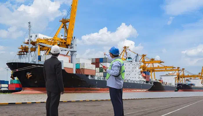 جویای کار در زمینه نمایندگی کشتیرانی و امور گمرکی|خدمات حمل و نقل|بوشهر, |دیوار