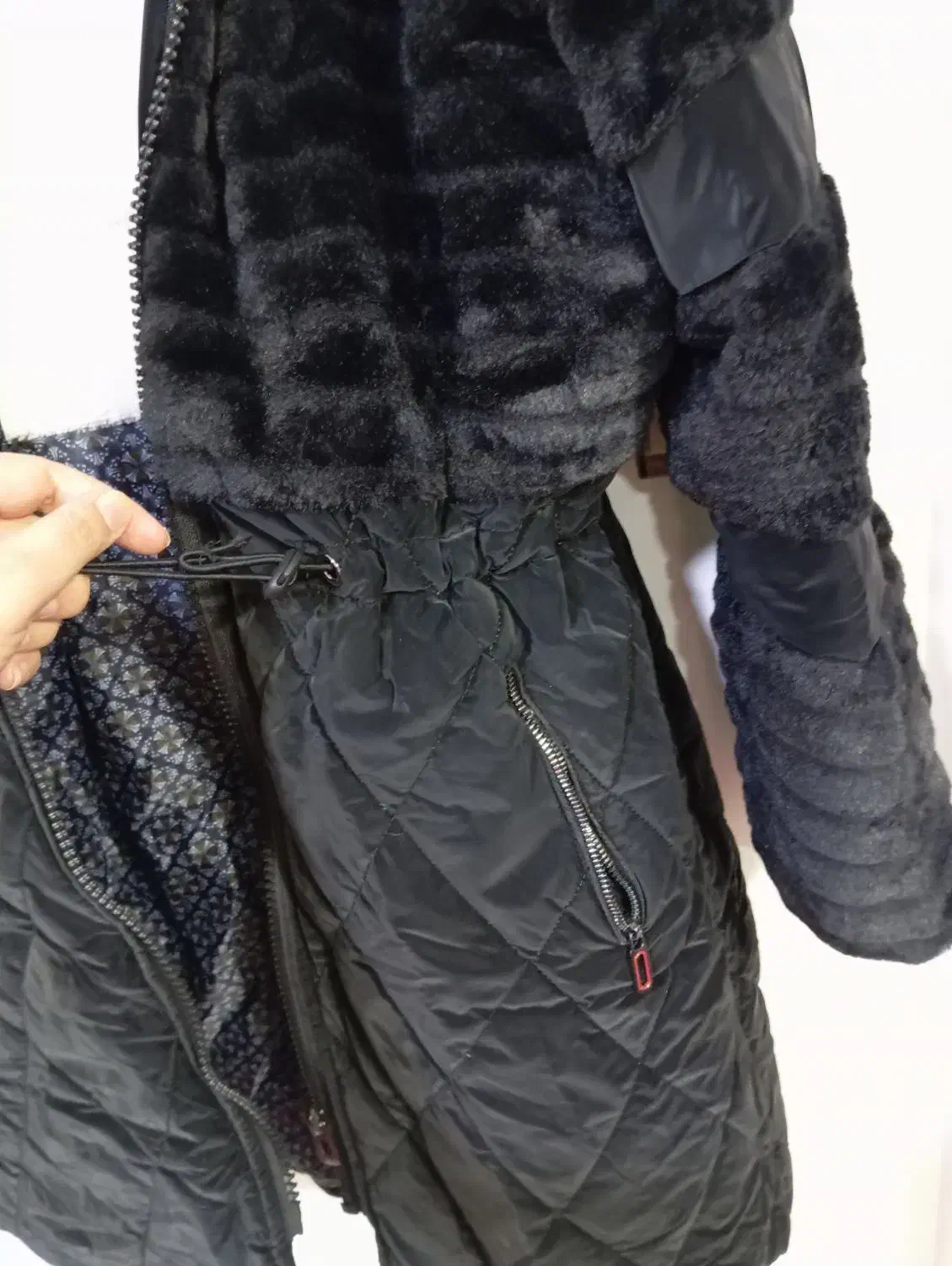 پالتونو|لباس|ارومیه, |دیوار