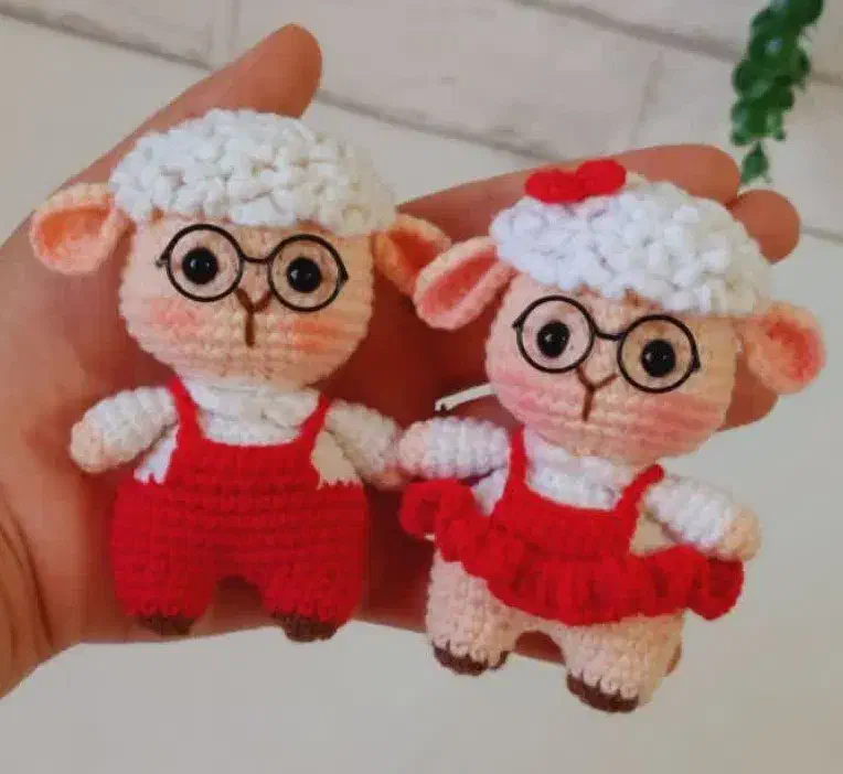 عروسک فروشی|اسباب‌‌بازی|تکاب, |دیوار