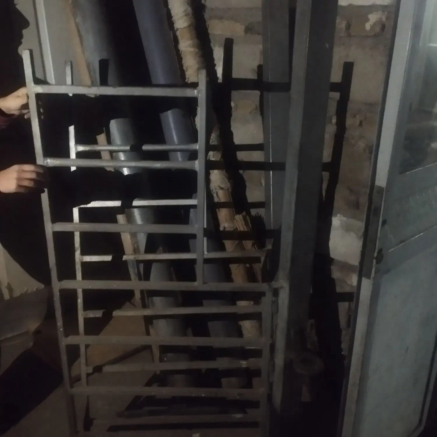 دار قالی به فروش می رسد|ابزارآلات|مهربان, |دیوار