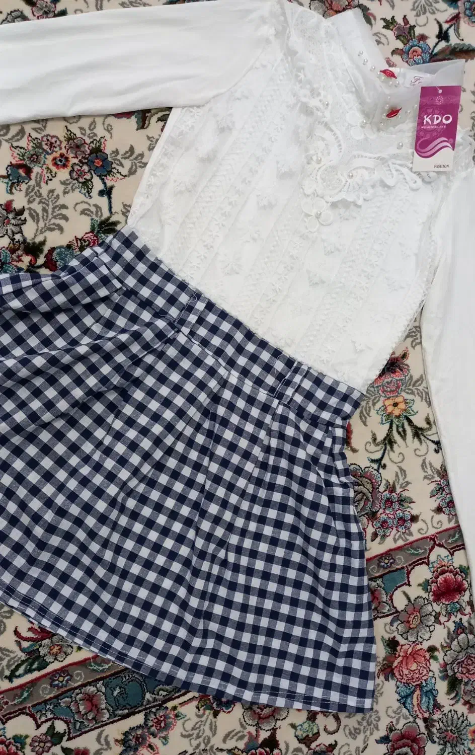 سارافون مجلسی|لباس|مهاباد (آذربایجان غربی), |دیوار