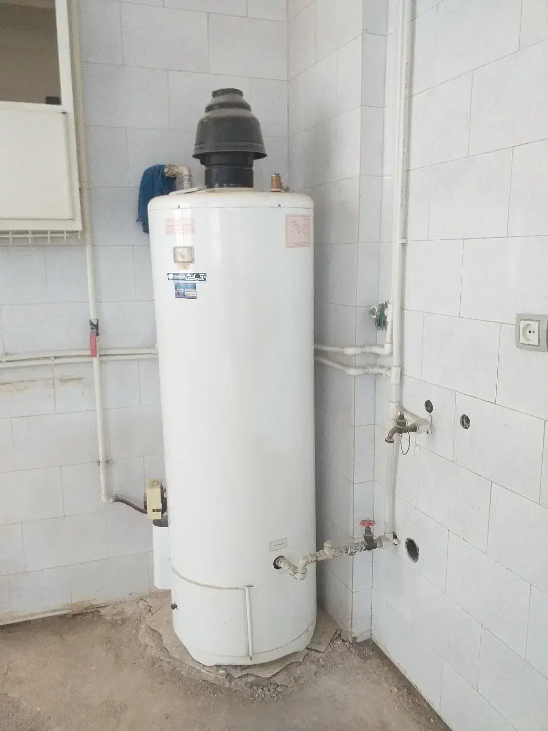 آبگرمکن|آبگرمکن، پکیج، شوفاژ|ملایر, |دیوار