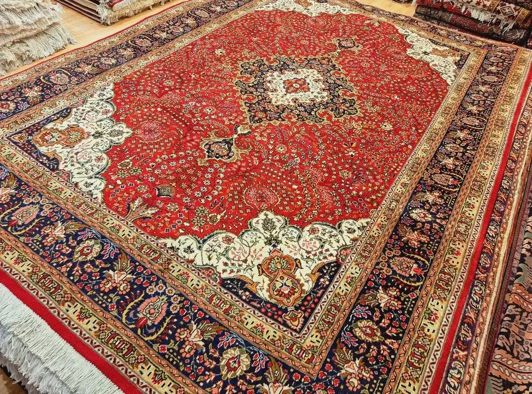 ۹متری دستباف آذرشهر تبریز قرمز رنگ|فرش|تهران, اکباتان|دیوار