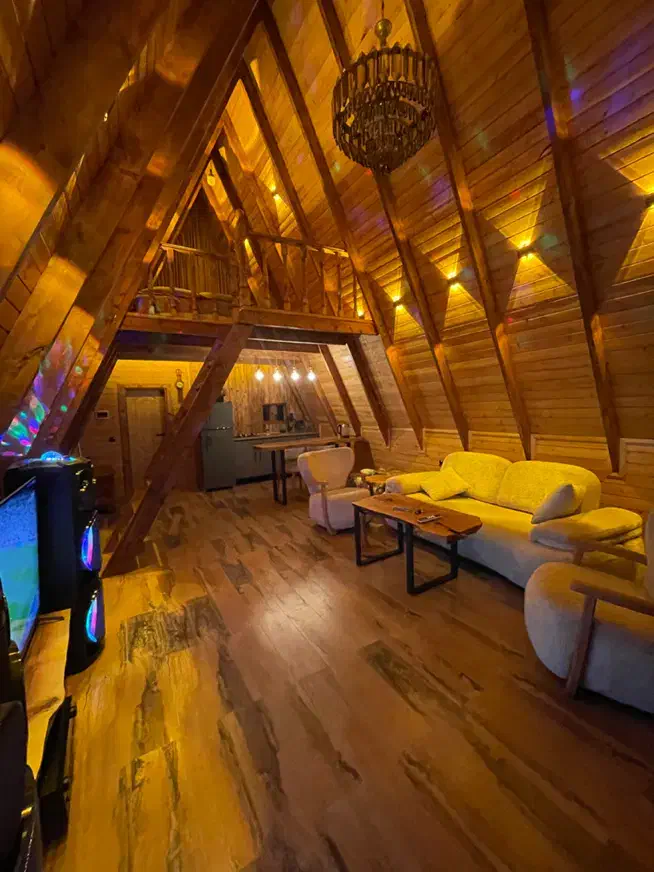 کلبه سوئیسی نوساز نور نزدیک دریا|اجارهٔ کوتاهمدت ویلا و باغ|نور, |دیوار