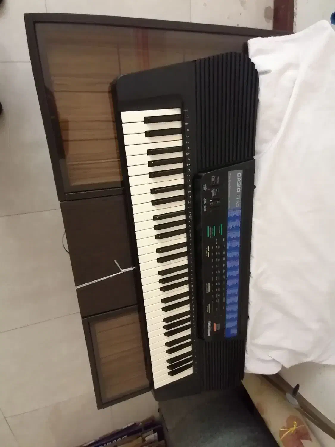 اورگ. ارگ|پیانو، کیبورد، آکاردئون|رشت, پیرسرا|دیوار