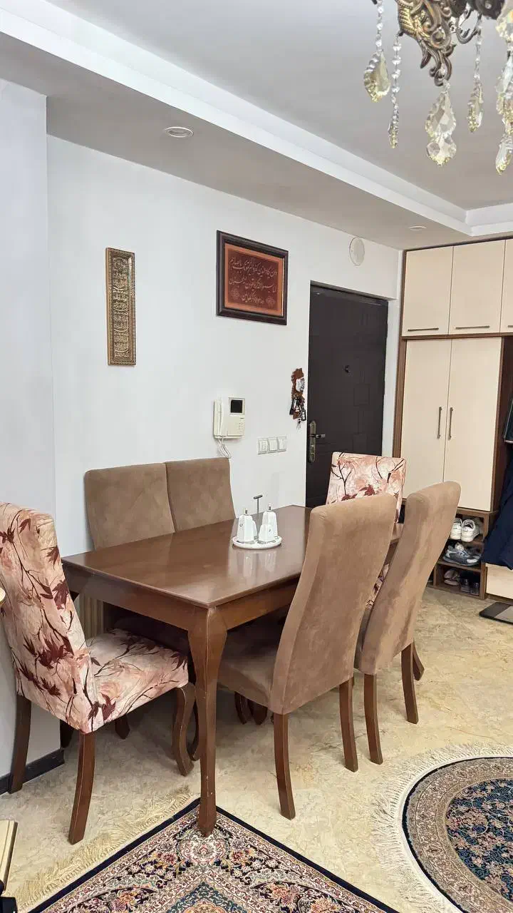 میز ناهار خوری۶ نفره|میز و صندلی غذاخوری|تهران, حکیمیه|دیوار