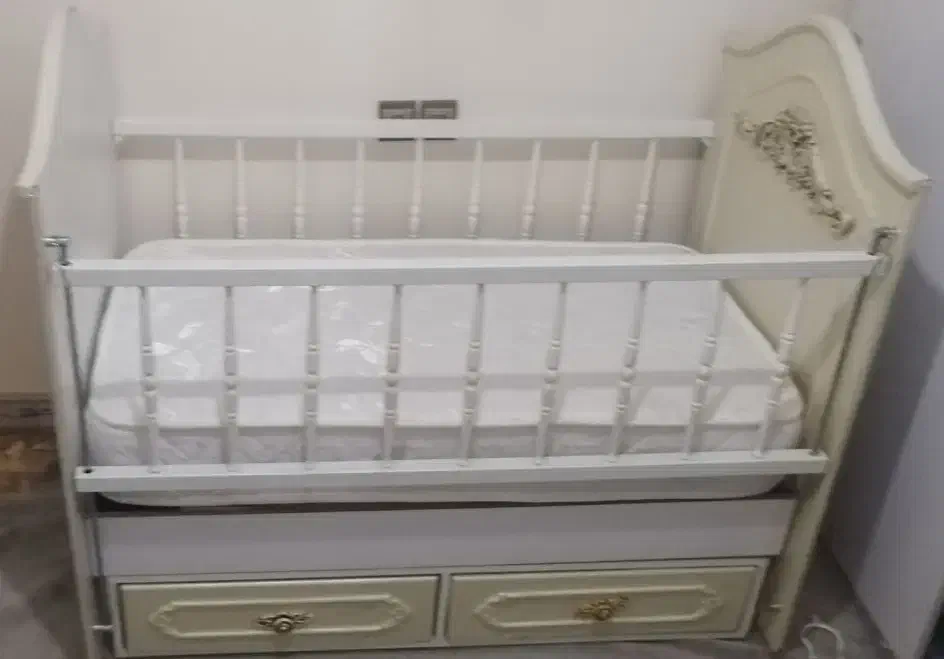 تخت خواب بچه|تخت و صندلی بچه|محمدشهر, ولدآباد|دیوار