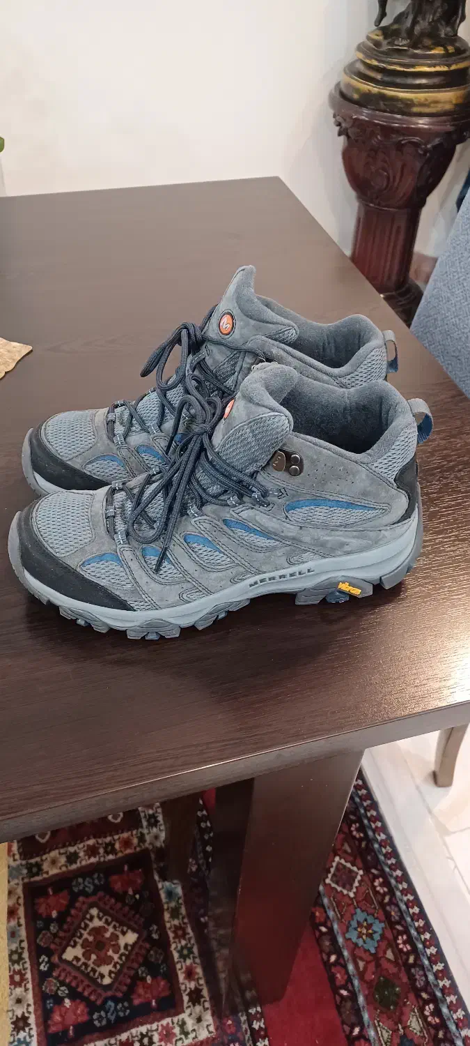 کفش کوهنوردی مرل اصل سایز۴۴|کوهنوردی و کمپینگ|تهران, اباذر|دیوار