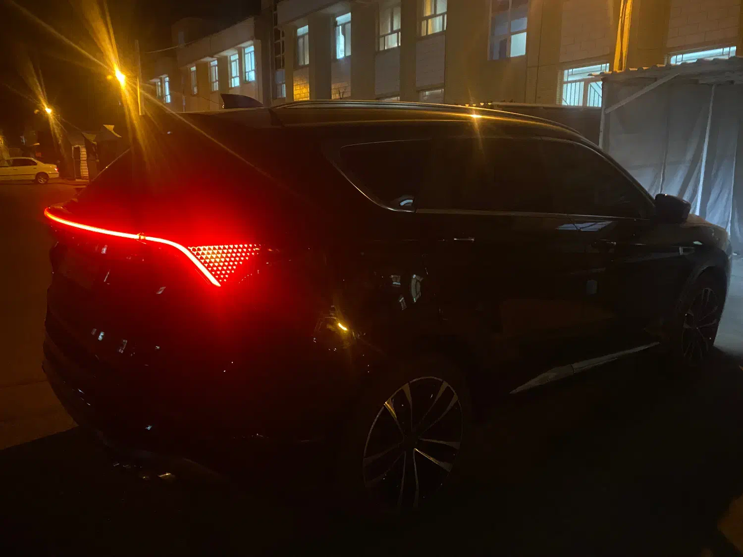 فیدلیتی پرستیژ 5نفره داخل نسکافه ای مدل402|خودرو سواری و وانت|سپیدان, |دیوار