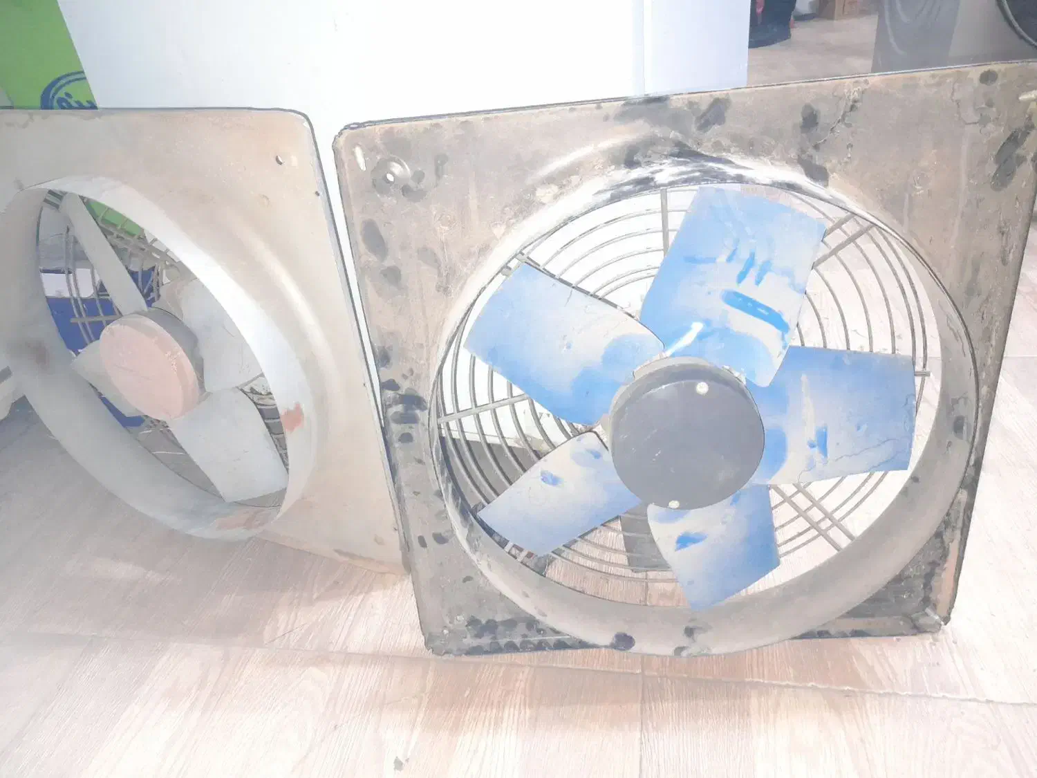 فن هوا کش|پنکه و تصفیه‌کنندهٔ هوا|هشتگرد, شهرک وحدت|دیوار