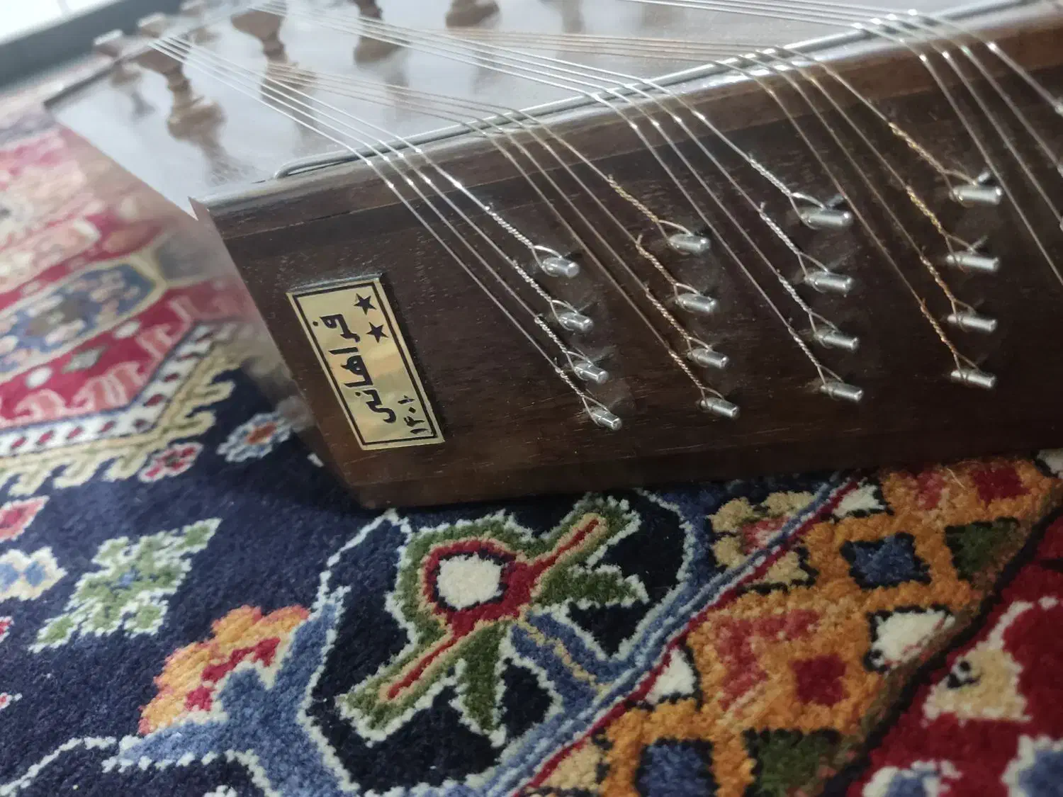 سنتور فراهانی|سازهای سنتی|ایلام, |دیوار