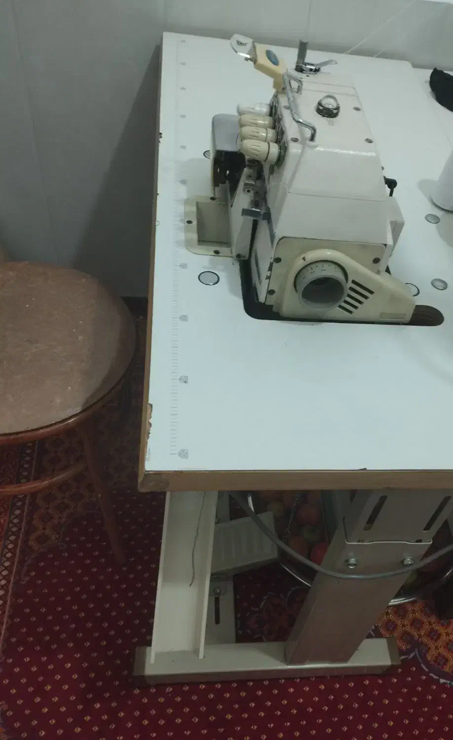 چرخ خیاطی صنعتی راسته دوز و زیگزال چهار نخ|چرخ خیاطی و ریسندگی|هشترود, |دیوار