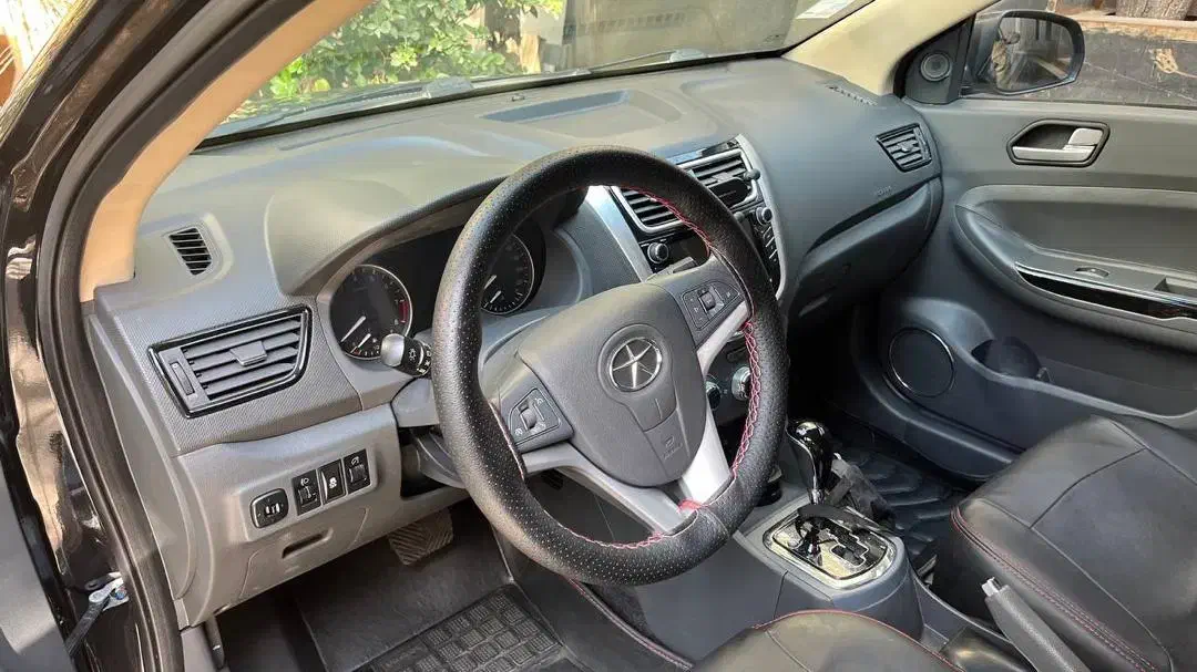 جک j4 ۱۴۰۳|خودرو سواری و وانت|تهران, بلوار کشاورز|دیوار