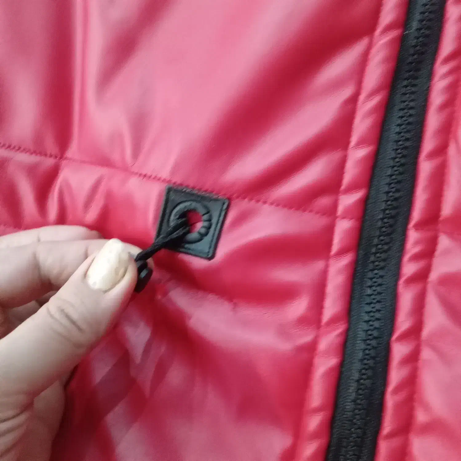 پافر چرم|لباس|ماهدشت, |دیوار