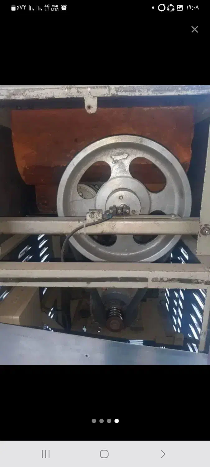 دستگاه بستنی قیفی مدل ۸۹ نیکنام|کافیشاپ و رستوران|زرین دشت (همدان), |دیوار