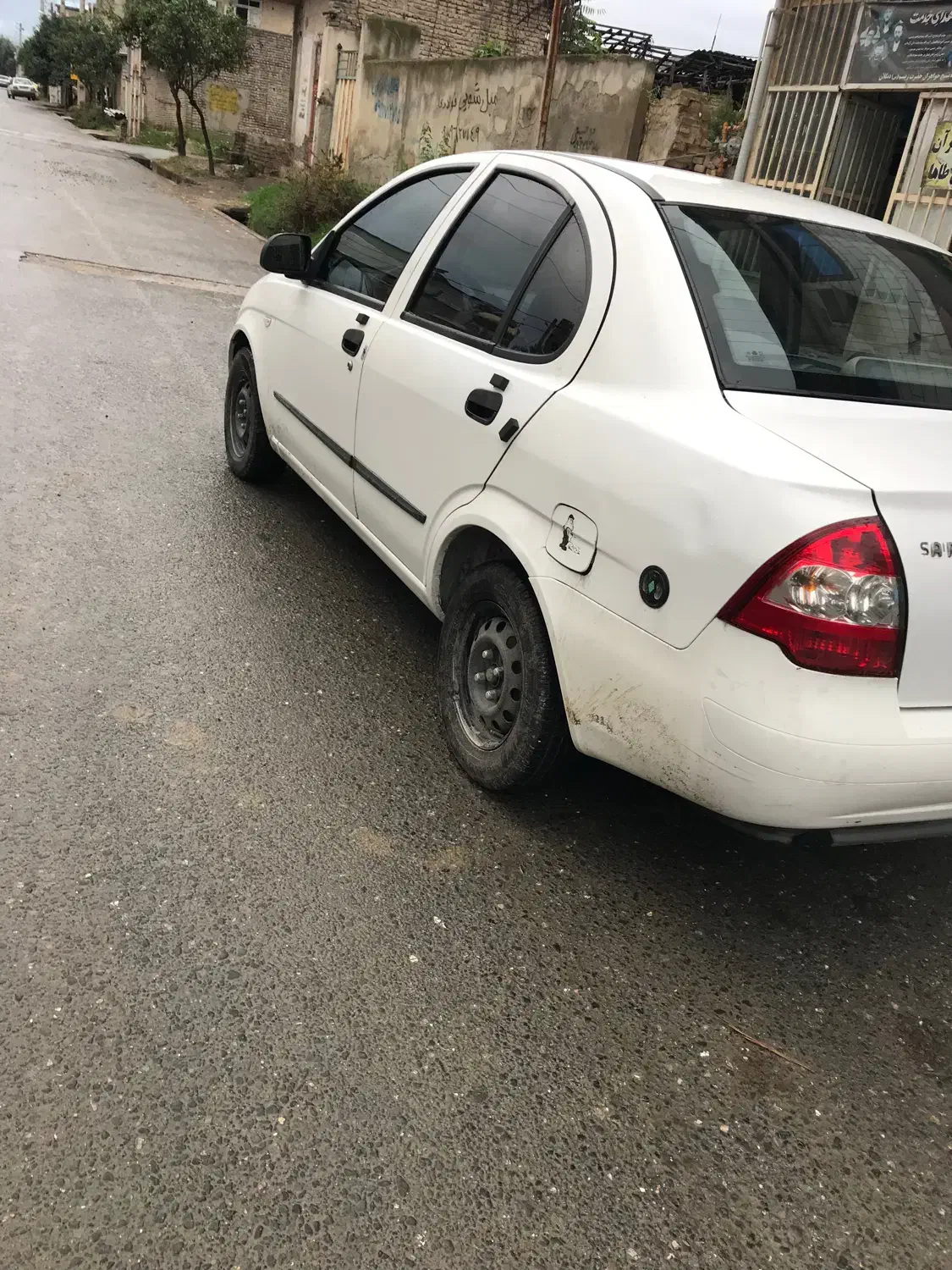 تیبا سفید صندوق دار دوگانه سوز|خودرو سواری و وانت|گرگان, |دیوار