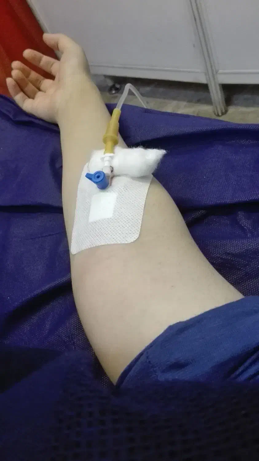 تریقات و وصل سرم در منزل|خدمات آرایشگری و زیبایی|نی‌ریز, |دیوار