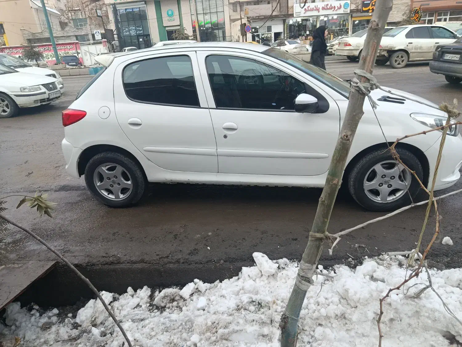 ۲۰۷مدل۹۷. سه تیکه رنگ|خودرو سواری و وانت|ماکو, |دیوار