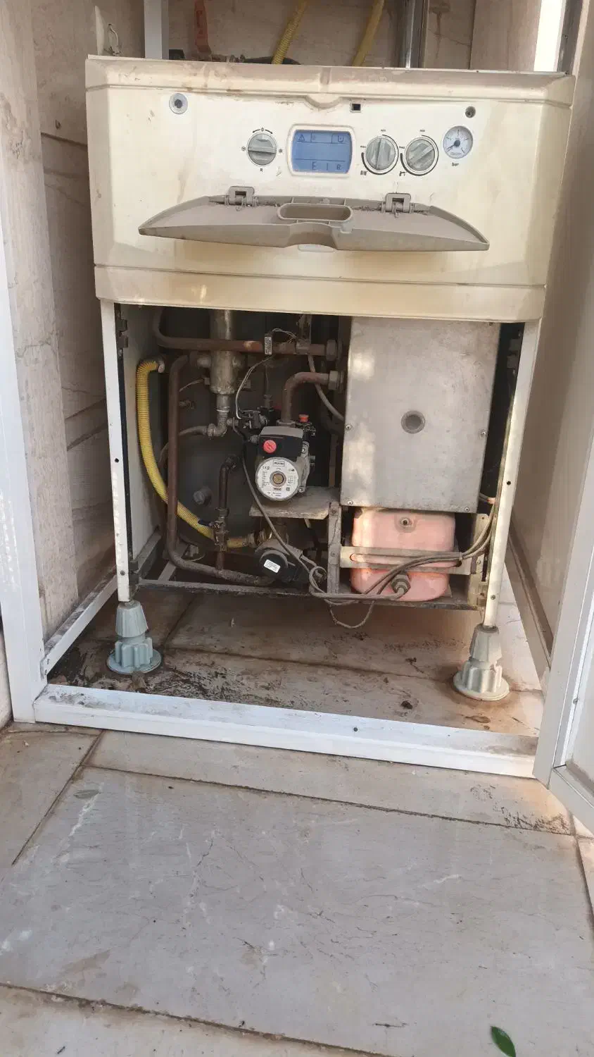 تعمیرات انواع پکیج|آبگرمکن، پکیج، شوفاژ|الوند, |دیوار