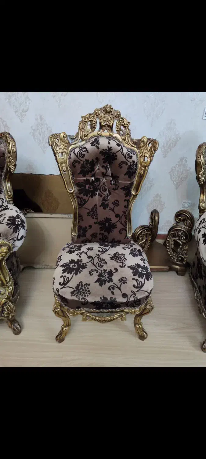 فروش مبل سلطنتی تمام گردوکاردست|مبلمان خانگی و میز عسلی|سنندج, |دیوار