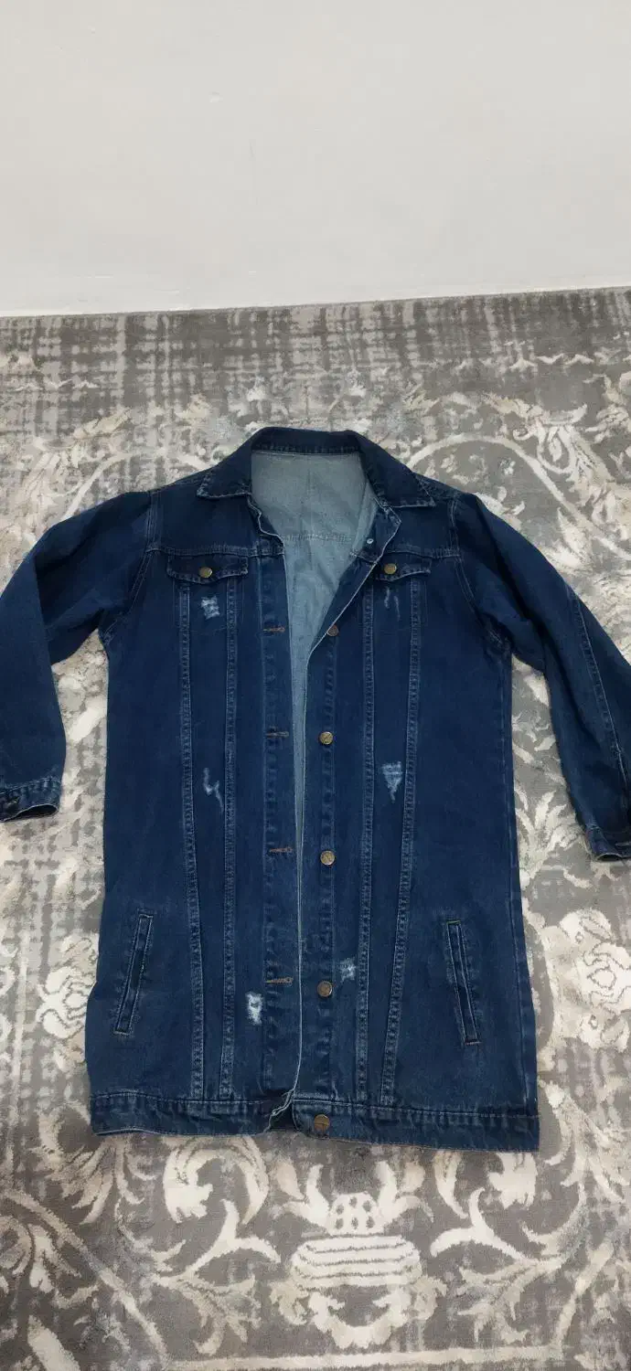 مانتو لی|لباس|هشتگرد, قاسم آباد بزرگ|دیوار