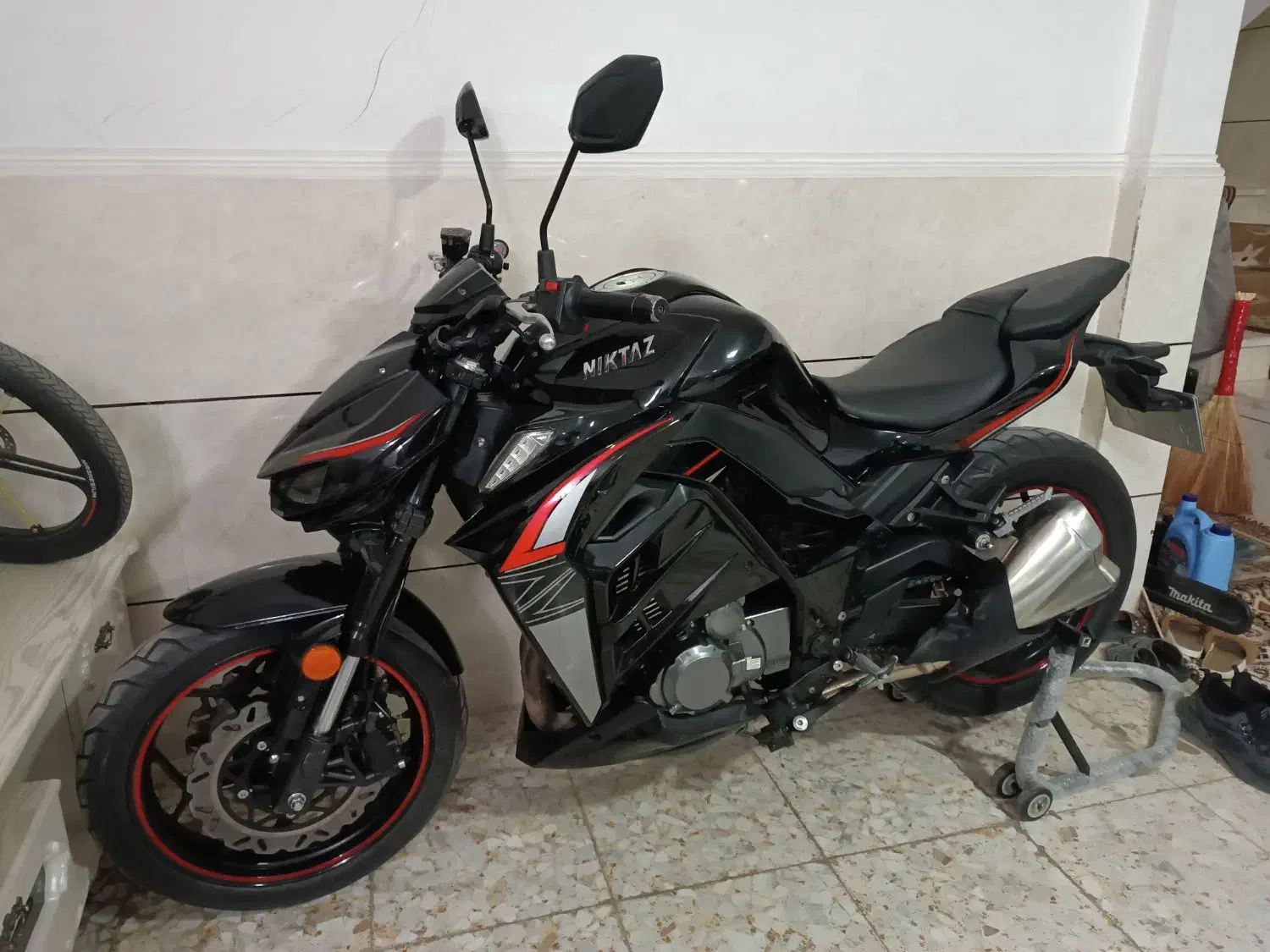 نیکتاز طرح z ۱۰۰۰|موتورسیکلت|قم, شهرک مهدیه (مدرس)|دیوار