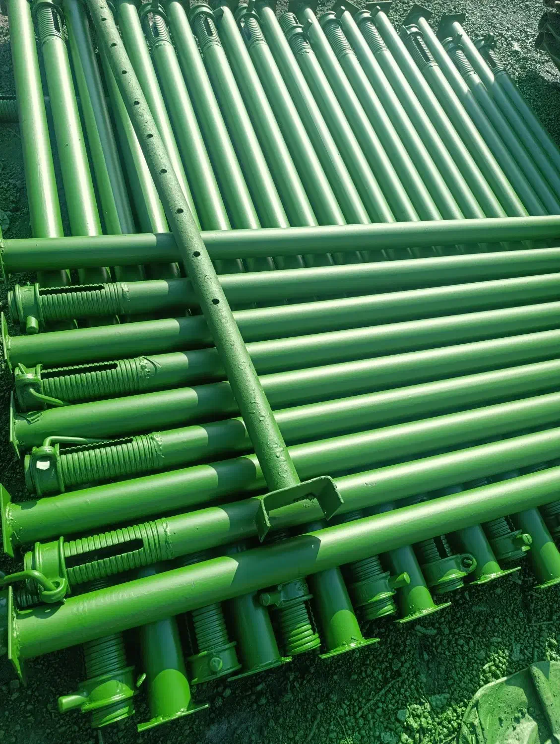 جک و قالب فلزی،بالابر،چندلایی،تسمه قالب|ماشینآلات صنعتی|تبریز, |دیوار