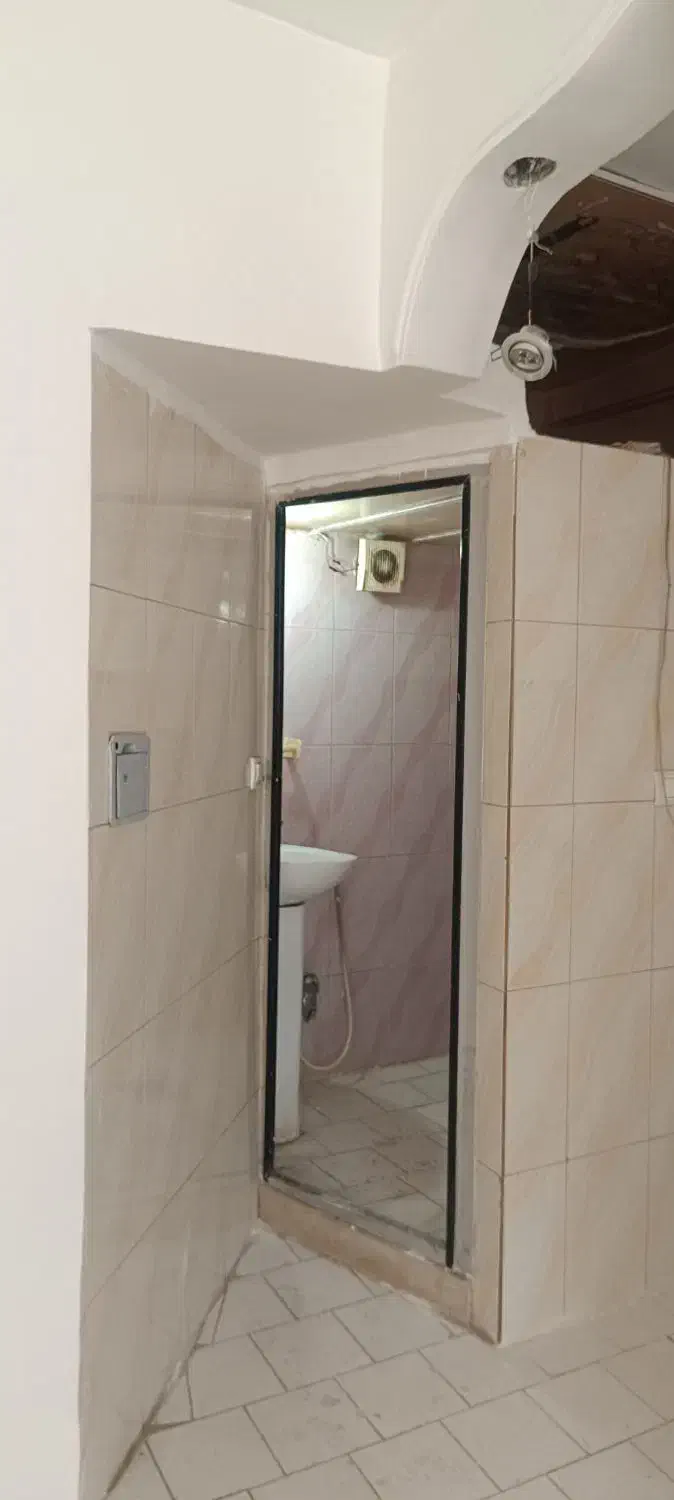 55مترآپارتمان طبقه دوم تخلیه بدون مالک|اجارهٔ آپارتمان|تهران, شکوفه (عبدل آباد)|دیوار