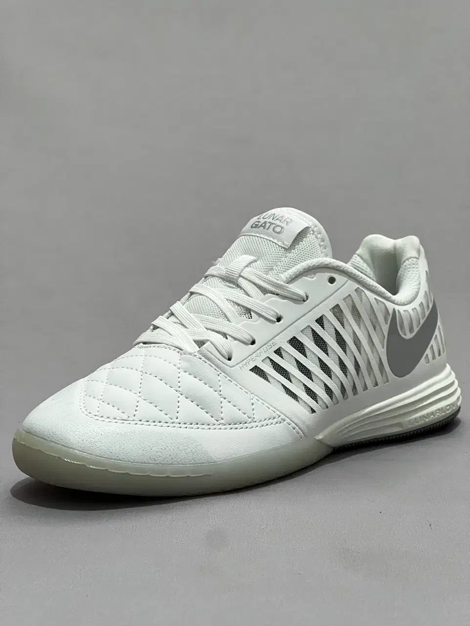 کفش کتونی کتانی فوتسال فوتسالی سالنی سالن لونار|کیف، کفش، کمربند|قم, نیروگاه|دیوار