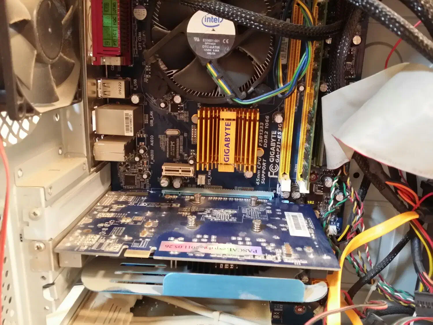 سیستم نسل دو تمیز کم کار|رایانه رومیزی|اصفهان, چرخاب|دیوار