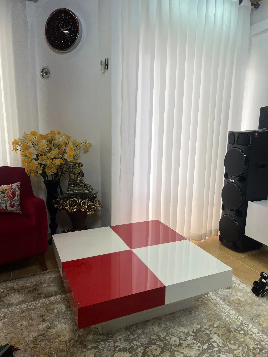 میز جلو مبلی|مبلمان خانگی و میز عسلی|نور, |دیوار