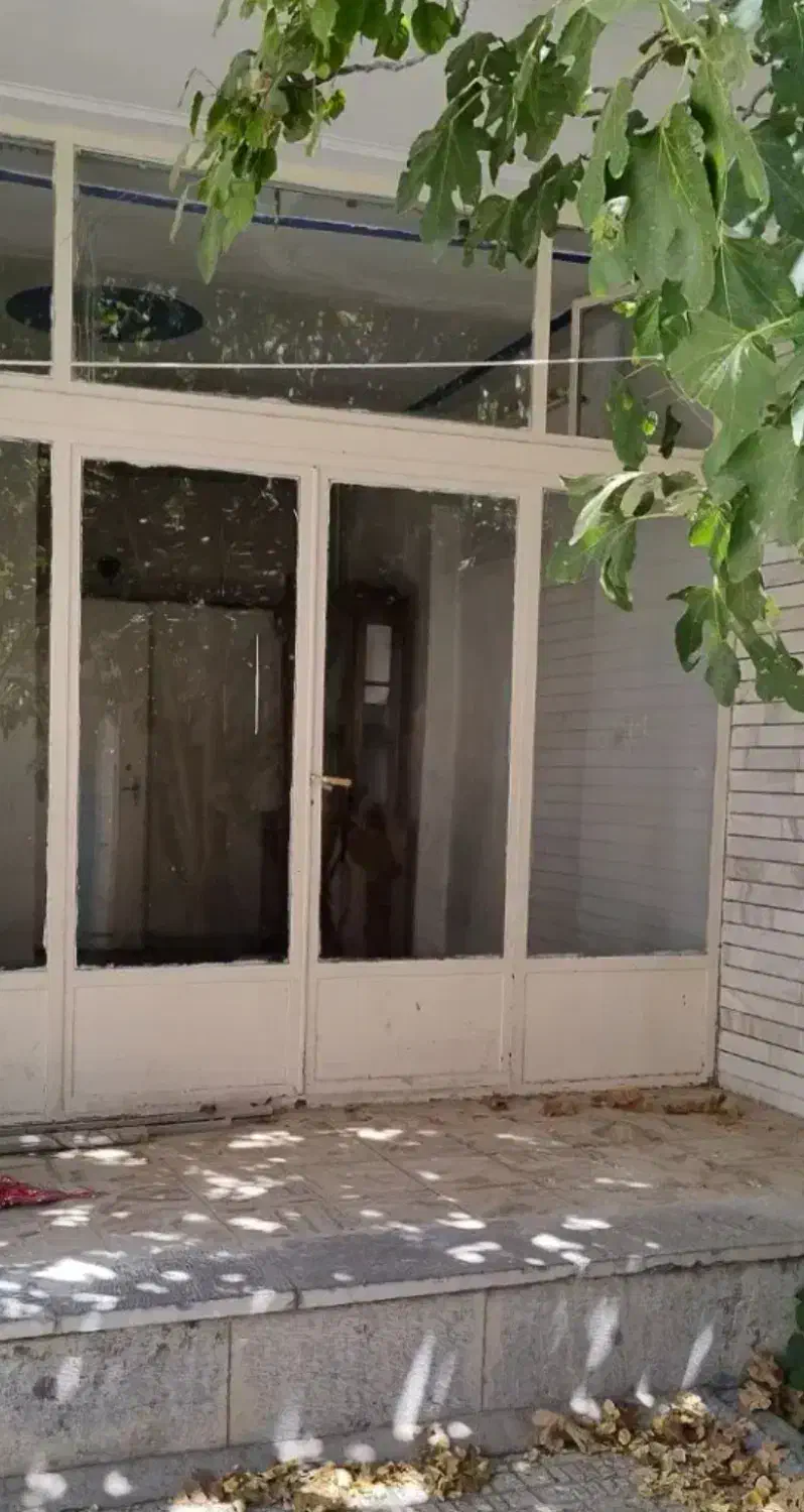 فروش کلنگی تخلیه آماده تخریب و نوسازی|فروش زمین و ملک کلنگی|اصفهان, شاهزید|دیوار